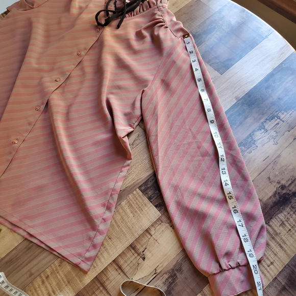 Vintage pink and tan button-up striped blouse shirt with black trim on collar -M - Picture 12 of 12